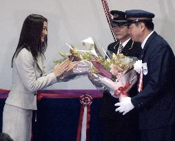 (2)Shinkansen service extended to Aomori Pref.